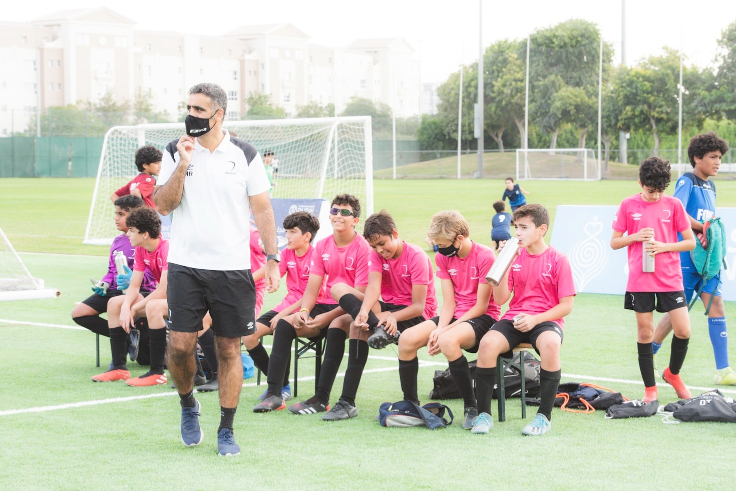 From Knowledge Sharing to Career Growth: A Coach’s Guide